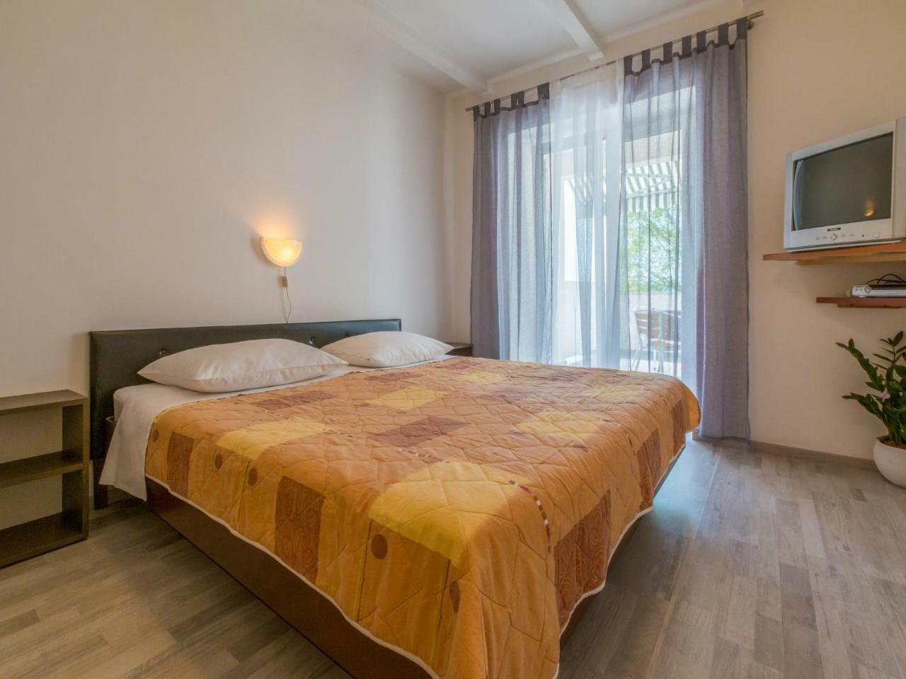 Apartments Jadranka Dramalj Ngoại thất bức ảnh