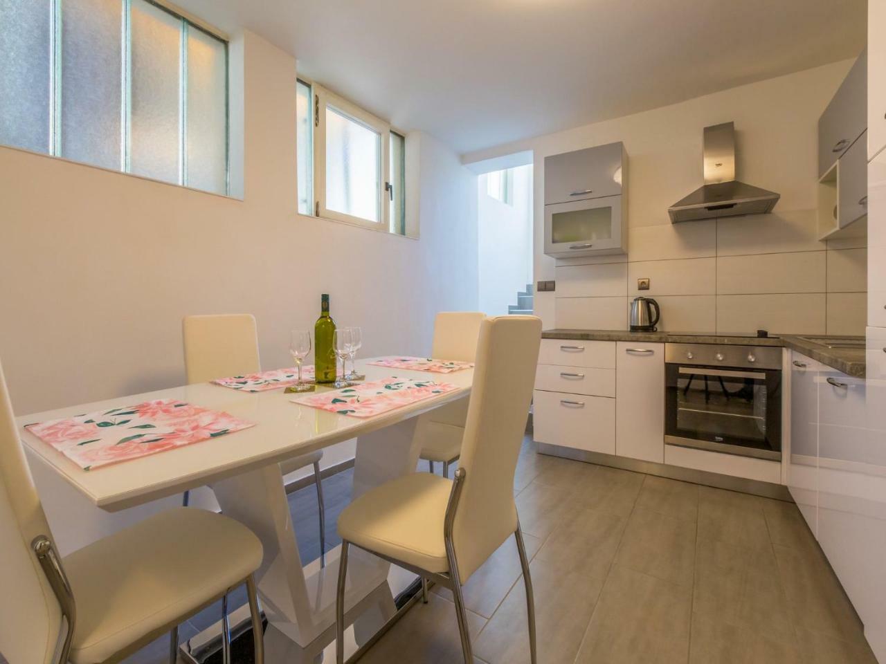 Apartments Jadranka Dramalj Ngoại thất bức ảnh